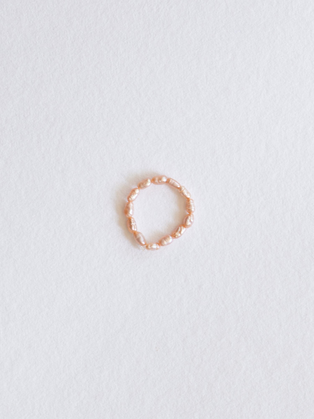 Pearl stretch ring rose