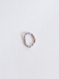 Pearl stretch ring violet