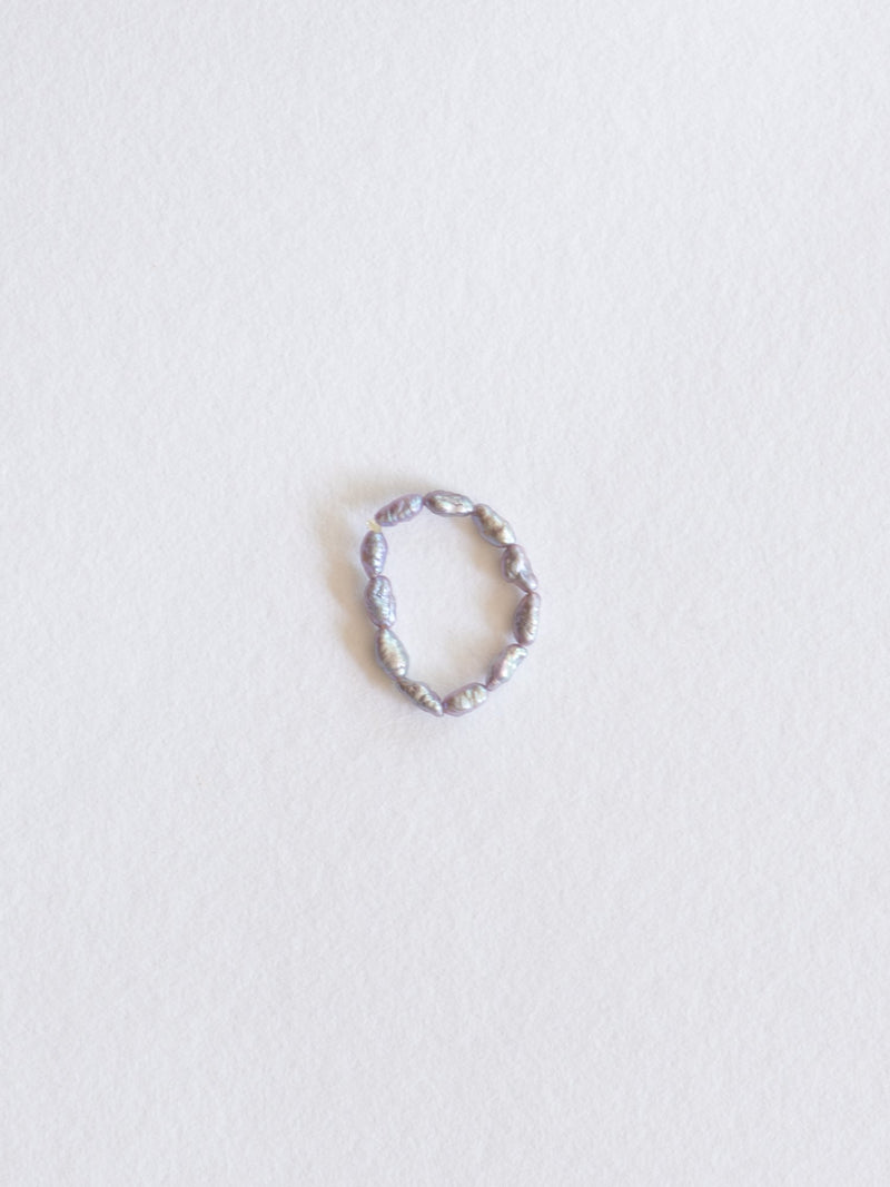 Pearl stretch ring violet