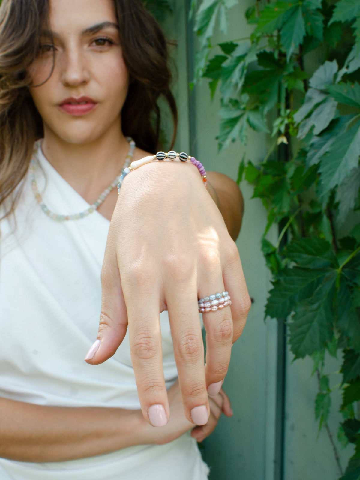 Pearl stretch rings and baby gems bracelet